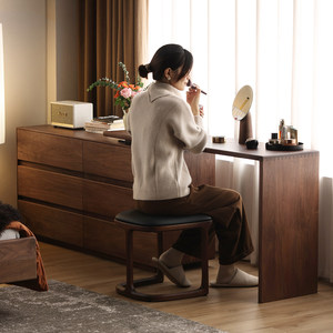 Table de toilette moderne minimaliste en forme de L en noyer noir d'Amérique du Nord personnalisable, avec <span class=keywords><strong>6</strong></span> <span class=keywords><strong>tiroirs</strong></span> rétractables en bois massif - Product Image 1