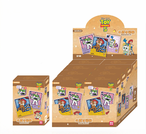 Caja de 12 unidades al por mayor de imanes de nevera de madera de la serie Western Stamp de Anime, Jandoon, Disney y Toy Story 5, caja de colección sorpresa para regalo de juguetes - Product Image 4