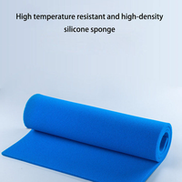 Feuille d'éponge en mousse de silicone à cellules ouvertes à prix compétitif bleu clair feuilles de caoutchouc de table en fer à vapeur souple et résistant aux hautes températures