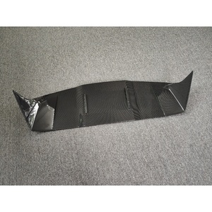 Alerón de <span class=keywords><strong>techo</strong></span> de ala superior de fibra de carbono estilo M para piezas de carrocería de instalación de alerón trasero fácil de <span class=keywords><strong>Rolls</strong></span> <span class=keywords><strong>Royce</strong></span> Cullinan - Product Image 4