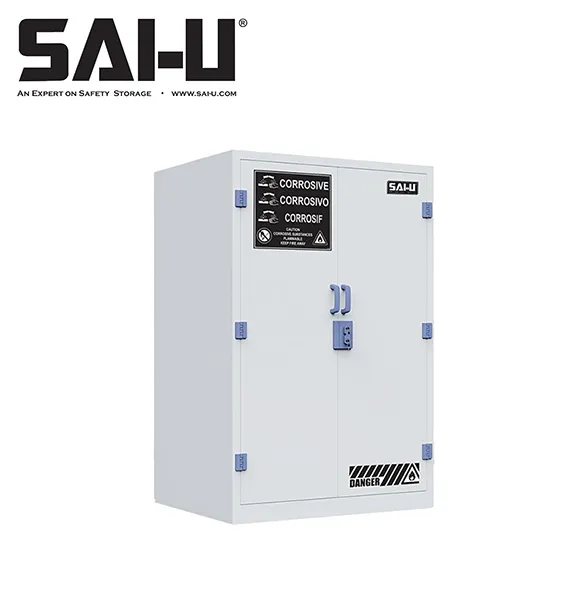 อุปกรณ์ห้องปฏิบัติการของโรงพยาบาล SAI-U ที่เก็บอยู่ในตู้เก็บสารเคมี PP ในห้องปฏิบัติการ SCP0090