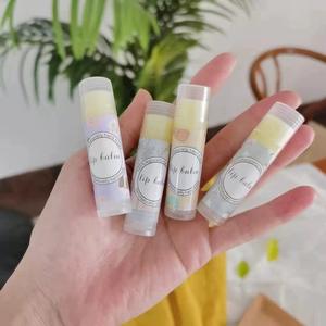 ฉลากหลอดลิปสติกมีกาวในตัวเครื่องสำอางกันน้ำแบบพรีเมียมฉลากสติกเกอร์ลิปกลอสด้านล่างแบบกำหนดเองสำหรับลิปบาล์ม - Product Image 5