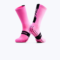 Fabrication sur mesure de chaussettes de sport en silicone, chaussettes de football Elite à adhérence totale, chaussettes de performance antidérapantes pour joueurs de football, prix de gros pour les équipes.