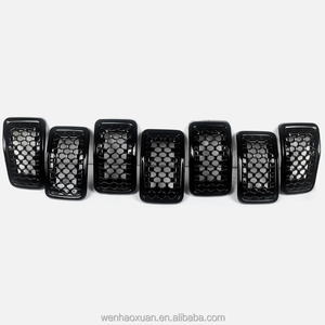 Set 7 Pezzi Inserti Griglia Anteriore per <span class=keywords><strong>Cherokee</strong></span> 2019+ <span class=keywords><strong>Nero</strong></span> Lucido 6AZ88XS9AB 6AZ88XS9 60931400 - Product Image 2