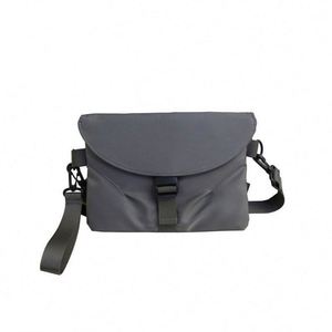 Sac de voyage tendance au design moderne, sac bandoulière décontracté, sac messager en nylon avec boucle pour homme - Product Image 1