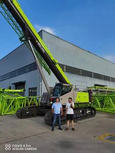 Grúa sobre Orugas ZCT300V532 de 30 Toneladas de Capacidad con Pluma Telescópica, Largo Alcance y Rendimiento de Elevación Estable - Product Image 5