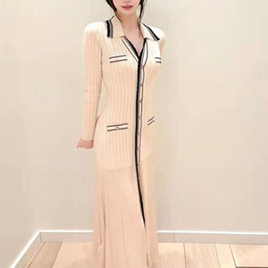 Abito Basic da Donna con Scollo a V, Lavorato a Maglia, Elegante, a Maniche Lunghe, Aderente, Primavera Autunno 2026, Moda Streetwear - Product Image 3