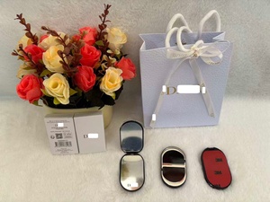 Miroir de maquillage pliable 2-en-1 et support de téléphone avec boîte cadeau, support de téléphone adhésif portable avec miroir de maquillage double face - Product Image 3