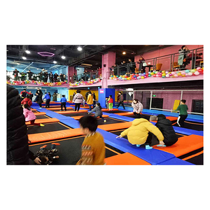 Parc de <span class=keywords><strong>trampoline</strong></span> intérieur Hanlin avec cadre en acier haute résistance et tapis de saut professionnels pour le saut en <span class=keywords><strong>freestyle</strong></span> - Product Image 3