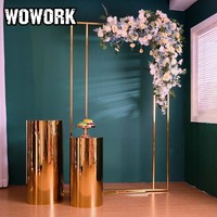 Ensemble de présentoirs à gâteaux de mariage en métal doré WOWORK Fushun 2026 pour les événements de mariage et la décoration