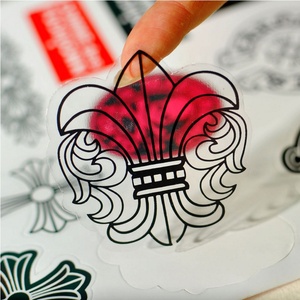 Miếng Dán Màu Trong Suốt Vinyl Chống Thấm Nước Tùy Chỉnh Có Logo Cho Nhãn Bao Bì Hộp Nhãn Hiệu Chai - Product Image 5