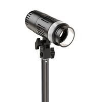 Projecteur LED portable pour photographie, lampe à intensité réglable et à focalisation pour la prise de vue vidéo de produits, la diffusion en direct et l'éclairage de fond en studio