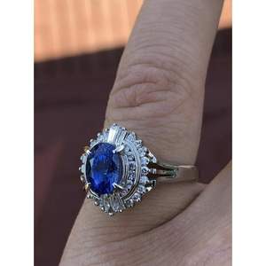 Anillo de Compromiso y Matrimonio Vintage de Plata de Ley 925 Chapado en Oro con Moissanita Engastada en Puntas para Mujer - Product Image 2