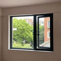 Ventana Abatible Lateral de Aluminio con Rotura de Puente Térmico Aomeja, con Sistema de Microventilación, Mosquitera y Panel Fijo