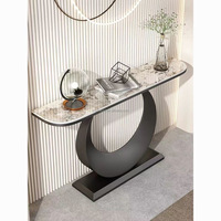 Table console moderne avec plateau en bois et base en métal doré réglable en hauteur pour l'entrée ou le salon