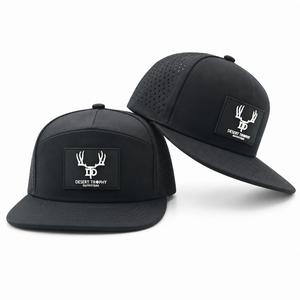 Casquette de golf à cinq panneaux avec patch en silicone, logo personnalisé, haute qualité, faible MOQ, casquette snapback respirante et durable pour homme, idéale pour l'extérieur - Product Image 1