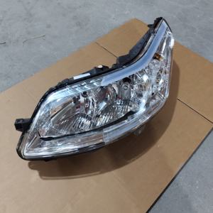 Piezas de repuesto para carrocería de automóviles, lámpara de cabeza/luz de cabeza para <span class=keywords><strong>Citroen</strong></span> c-quatre 2006 2007 2008 2009, y - Product Image 6
