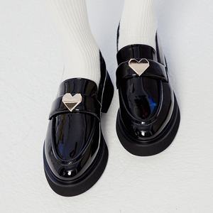 Mocasines de Plataforma de Charol con Hebilla de Corazón para Mujer, Zapatos de Moda Ann's - Product Image 4