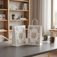 Sacs en papier kraft certifié imprimés flexo sur mesure avec poignées torsadées, pour emballage cadeau floral, sacs de vente au détail 100 % recyclables