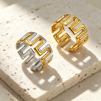 Geometrischer Wellenförmiger Offener Ring W-förmiger Gold- und Silberfarbener Zweifarbiger Titanstahl-Ring Vintage Breitband-Modeschmuck