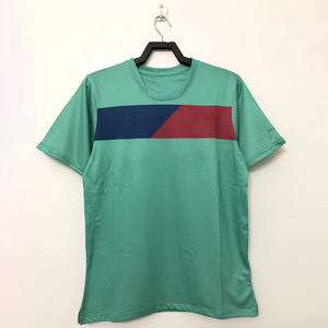 Camiseta Retro Casual 10/11 - Unisex - Hecha a Medida para el Verano - Jacquard con Transferencia Térmica - Calidad Tailandesa - Product Image 1