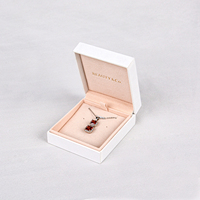 Boîtes à bijoux de luxe carrées en papier velours certifiées TUV, personnalisables avec logo, pour bracelets, colliers, boucles d'oreilles et bagues - Vente en gros