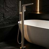 Robinet de baignoire autoportant WEIHAO en nickel brossé à poignée unique avec douchette à main pour la rénovation des salles de bain de villas et d'hôtels