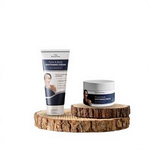 Crème éclaircissante pour le visage et le corps pour femmes, utilisation quotidienne, peau douce et éclatante, éclat du visage permanent, élimine les taches brunes, tous types de peau - Product Image 1