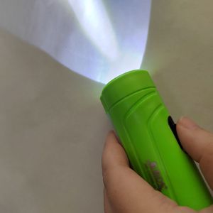 <span class=keywords><strong>2025</strong></span> mới RTS hộ gia đình ngoài trời <span class=keywords><strong>Led</strong></span> Mini Đèn pin ánh sáng mạnh mẽ cầm tay đèn pin sạc mini hộ gia đình ánh sáng - Product Image 3