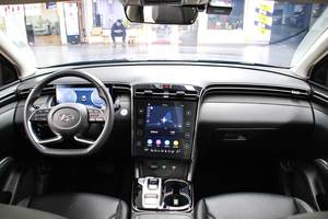 Hyundai Tucson 2021 Usado en Buen Estado, SUV de 5 Plazas, Motor Turbo, Cámara Trasera, Volante a la Izquierda, Caja de Cambios Automática, Gasolina - Product Image 4