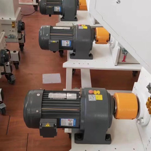 Nouveau Moteur à Engrenages Hélicoïdaux Ch/cv à Rapport Personnalisé Original 0,18-132 kW 85-18000 N.m Faible Vibration pour Entraînement de Convoyeur à Bande OEM ODM - Product Image 6