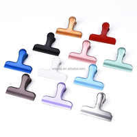 Pince à ressort personnalisée OEM en acier inoxydable de 78 mm, élégante, à longue queue, pour sceller les sacs alimentaires, avec logo, pour café, snacks, cuisine