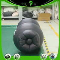 Haltère géant gonflable en PVC noir, modèle publicitaire extérieur, haltère réaliste et durable pour la décoration d'événements sportifs