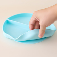 Ensemble de vaisselle pour bébé en silicone, assiette divisée, bol, bavoir, ustensiles de repas pour nourrissons