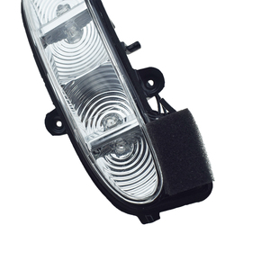 Clignotant de rétroviseur latéral gauche pour <span class=keywords><strong>Mercedes</strong></span> W211 <span class=keywords><strong>E320</strong></span> E350 G500 2038201321 - Product Image 2