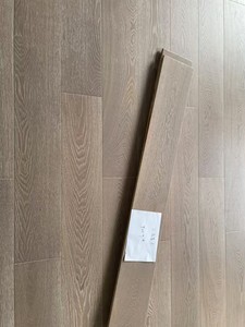Plancher en chêne de qualité supérieure, résistant à l'usure, imperméable, <span class=keywords><strong>surface</strong></span> luxueuse pour la vente commerciale - Product Image 4
