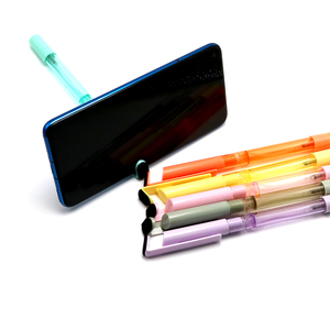 Nouveau design 3 en 1 multifonctionnel stylo à bille désinfectant pour les mains couleur bonbon avec support pour téléphone portable - Product Image 5