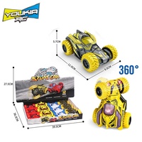 Mini tracción en las cuatro ruedas inercial de 360 grados de pie-juguete giratorio con coche de acrobacias de plástico de fricción giratoria