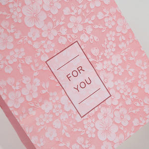 Fond carré tridimensionnel imprimé petit cadeau floral papier Kraft Portable cadeau bijoux sac à provisions commandes personnalisées en gros - Product Image 4