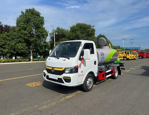 Camion arroseur Dongfeng 3m³ 4x2, petit camion arroseur diesel <span class=keywords><strong>vert</strong></span>, vente directe du fabricant, personnalisation possible - Product Image 1
