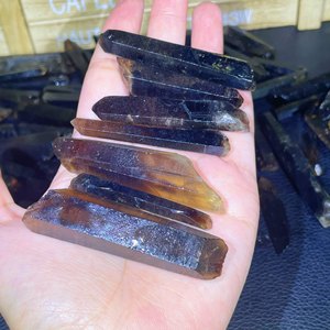 Bâtonnets <span class=keywords><strong>de</strong></span> quartz <span class=keywords><strong>fumé</strong></span> naturel non poli en gros – Pierre précieuse énergétique, bande <span class=keywords><strong>de</strong></span> <span class=keywords><strong>cristal</strong></span>, pierre brute, baguette <span class=keywords><strong>de</strong></span> <span class=keywords><strong>cristal</strong></span>, ornement spirituel - Product Image 2