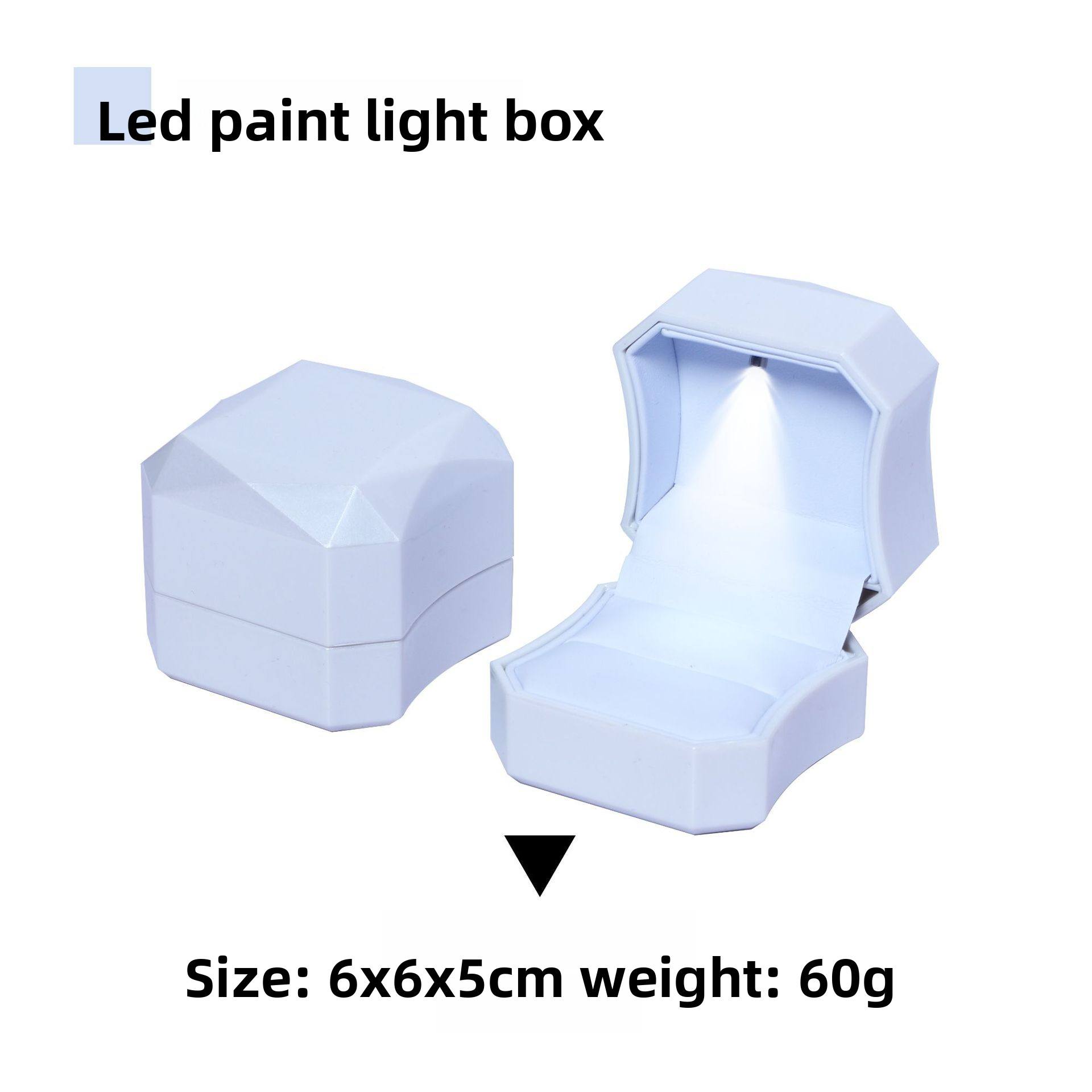 Caja de anillo blanca