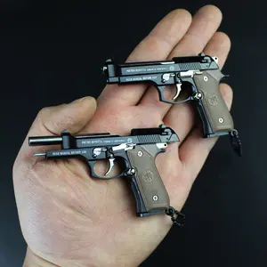 ミニトイガン92Fハンドガン3Dメタルミニガンキーホルダーキーホルダーキーリングllavero con pistola de pintar