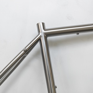 Cadre de vélo de montagne en titane - Product Image 4