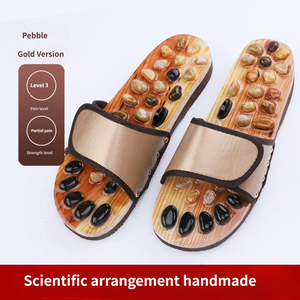 Chaussons de massage d'intérieur neutres en galets naturels, sandales réflexes pour la relaxation quotidienne des pieds à la maison - Product Image 4