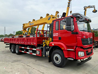 Camion-grue multi-essieux Shacman 12 tonnes avec pompe de boîte de vitesses haute capacité et bras Zoomlion à cinq sections, haute efficacité pour le port
