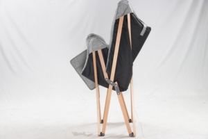 Chaise papillon pliable et portable en bois avec coussin moelleux confortable pour la plage, le camping ou les séjours en pyjama - Product Image 3