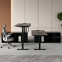 Bureau de direction réglable électriquement de style italien, design minimaliste moderne, semi-artisanal, avec ensemble de chaises de bureau à bordure décorative