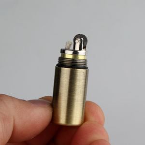 Appesa Mini capsula di cherosene accendisigari per esterni strumenti portachiavi con fibbia accendino - Product Image 2