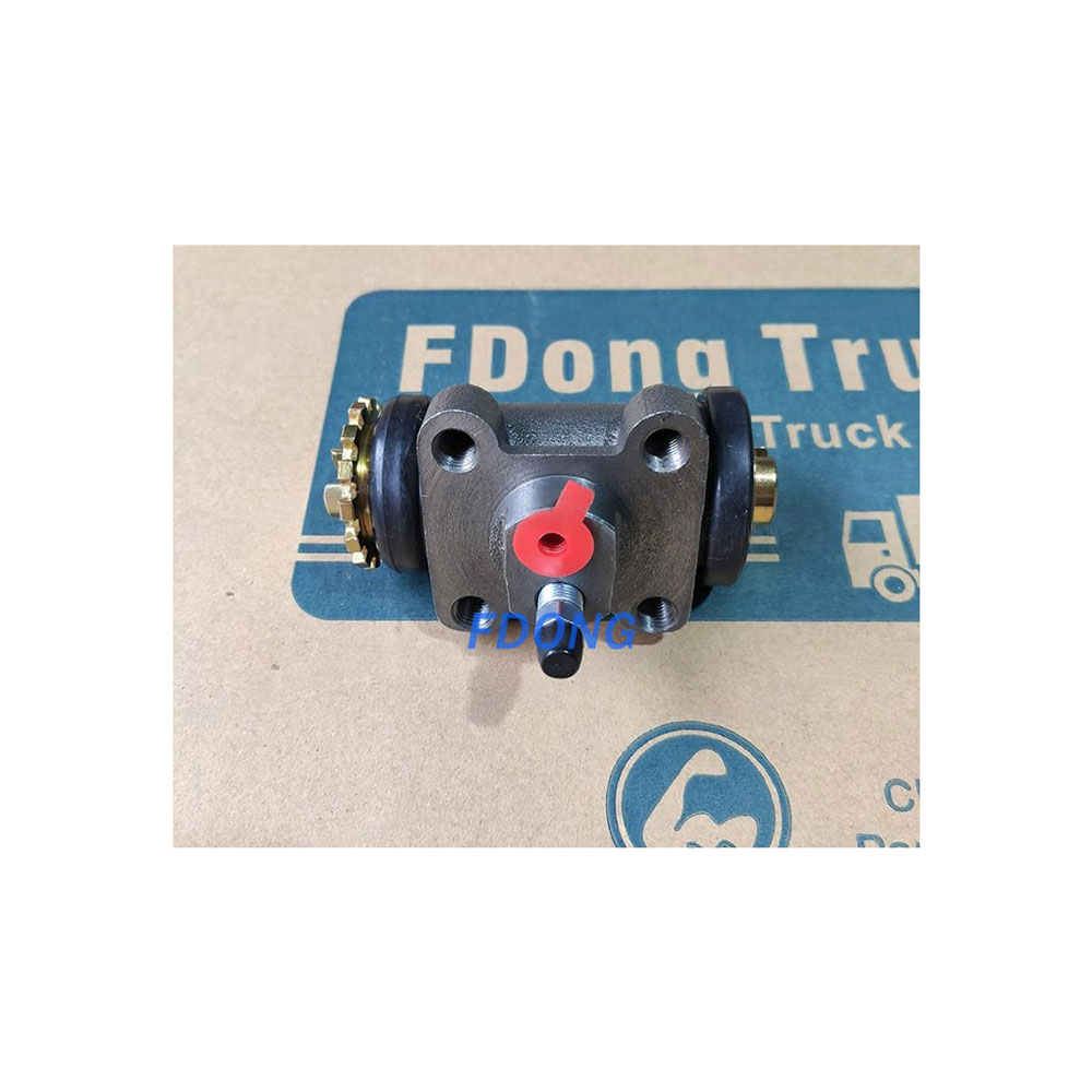 Rear Brake Cylinder Mb060580 for Japanese Truck Spare Parts